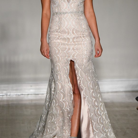 Sample Wedding Dress, Allure Madison James Vintage Lace, Leg Slit ,BLING , Sexy - Picture 3 of 6